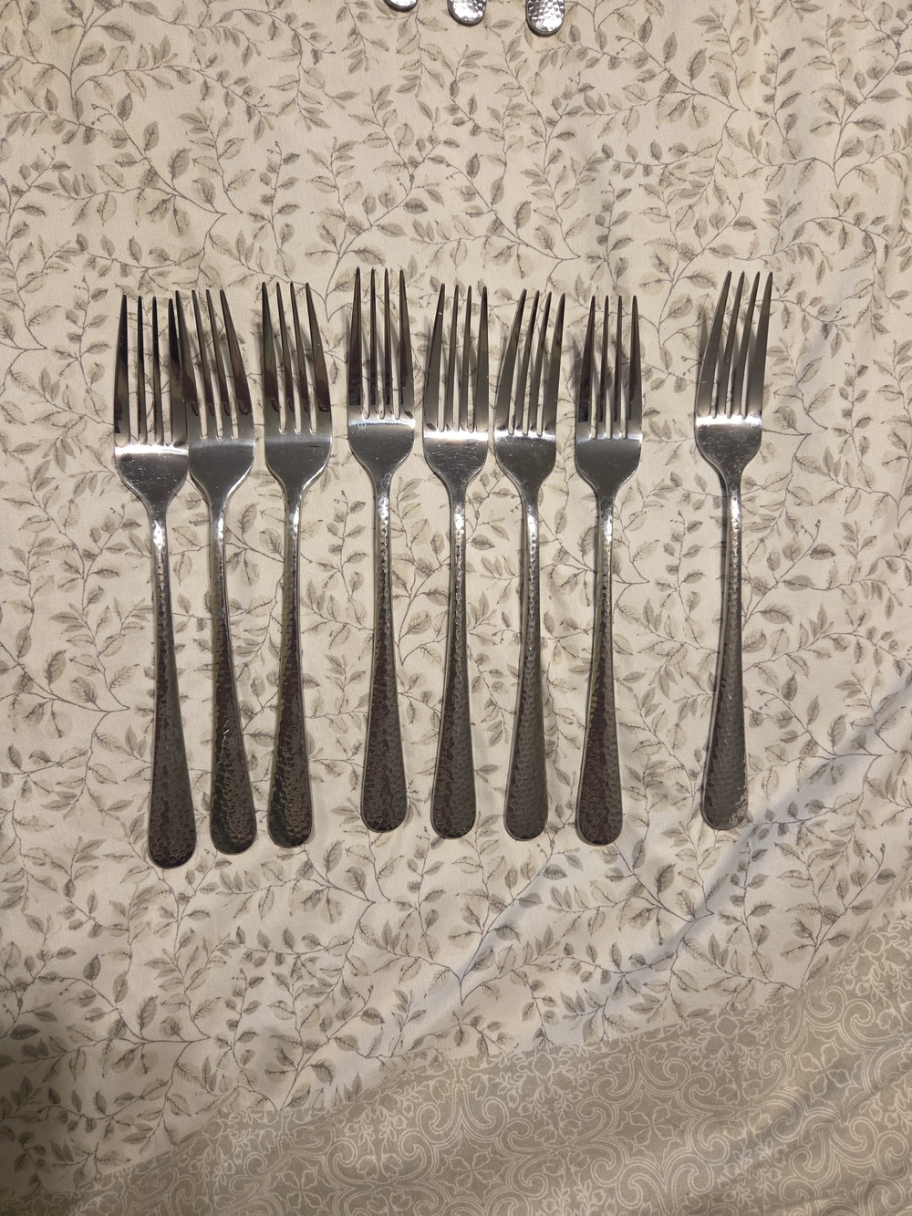 Cambridge Hammered Stainless Steel Dinner Forks - Polished Set 8 Pcs